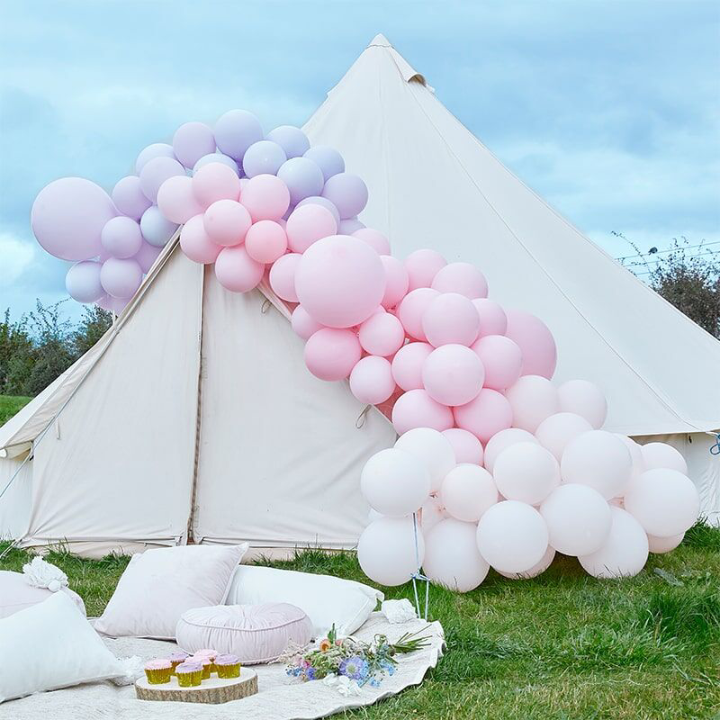 Photo de Ginger Ray® Arche de ballons Luxe Pastel Pink & Purple