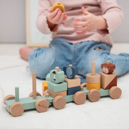 Photo de Trixie Baby® Train avec Animaux en bois